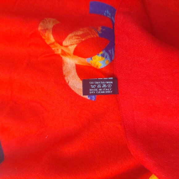 Vintage Chanel Multi-Color Red Tree Hearts Print Blanket Scarf Scarves Wrap - Picture 8 of 8